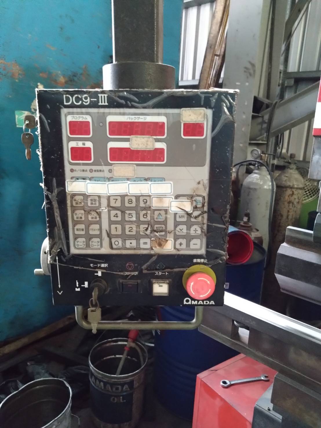 AMADA_DC9-ⅢRG100折床_長10尺出力100噸