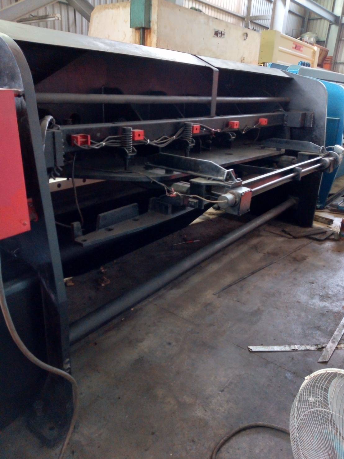 AMADA_天田10尺電磁式剪床_剪斷能力6mm