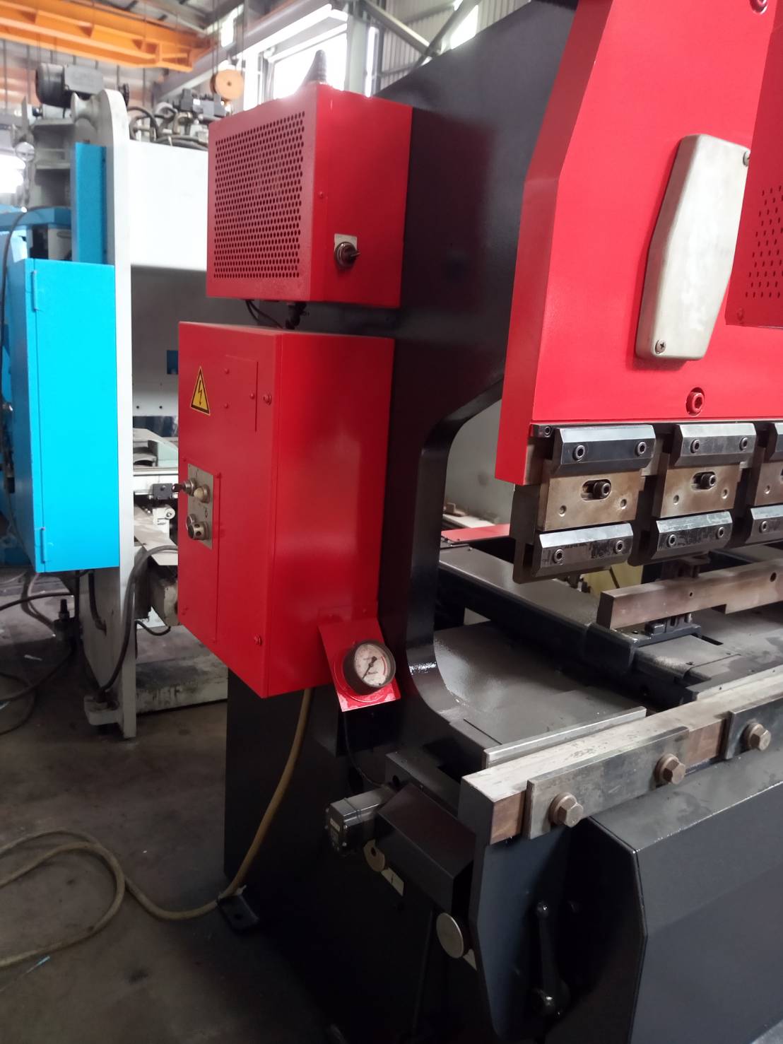 AMADA_RG80折床_長度6尺